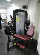 レッグエクステンション（HP用）-thumb-130x180-7507