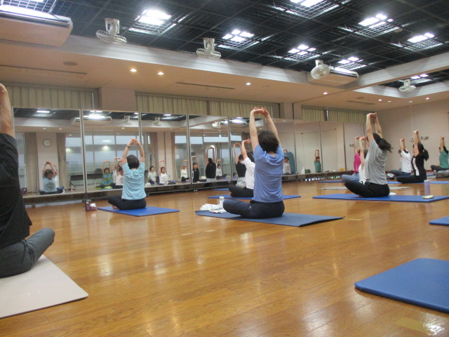 ヨガ（木）のイメージ