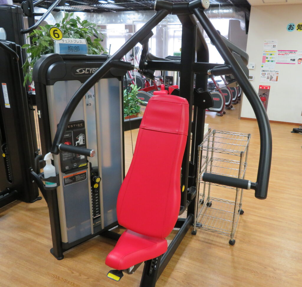 チェストプレス